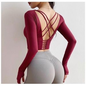 Astoria Seamless Sculpt Sleeved Crop - Ruby Size S